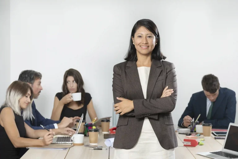 COACHING CULTURE: LEADERSHIP, COMMUNICATION, DAN CONTINUOUS IMPROVEMENT