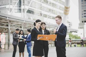 Corporate Secretary dan Governance Excellence sebagai Pilar Tata Kelola Perusahaan Modern